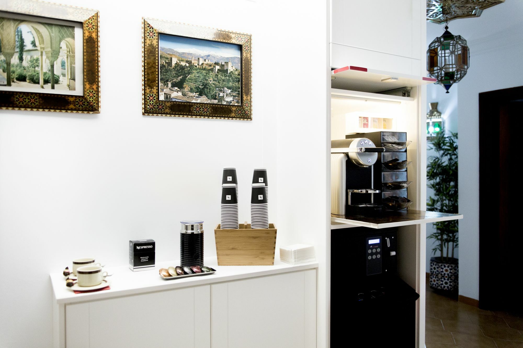 Hostal Alhambra - Adults Only Nerja Εξωτερικό φωτογραφία